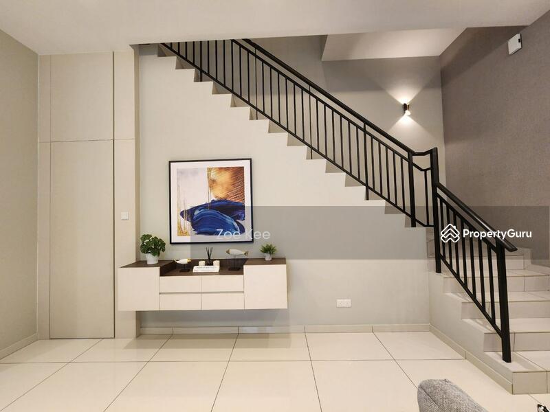 Rumah Berkembar untuk Dijual di Senibong (Permas Jaya) - Zoe Kee - PropertyGuru.com.my