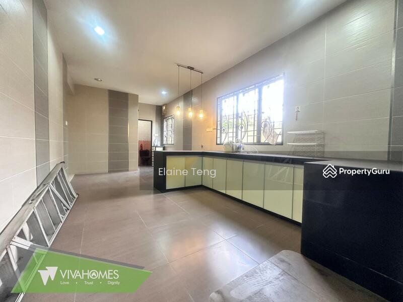Semi-Detached House for Sale in Bandar Bukit Tinggi 2 (Klang) - Elaine Teng - PropertyGuru.com.my