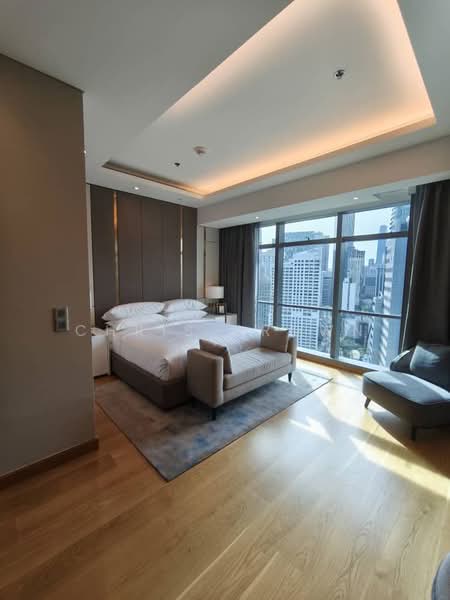Servis Apartment untuk Disewa di The Ritz-Carlton Residences - Chris Brown - PropertyGuru.com.my