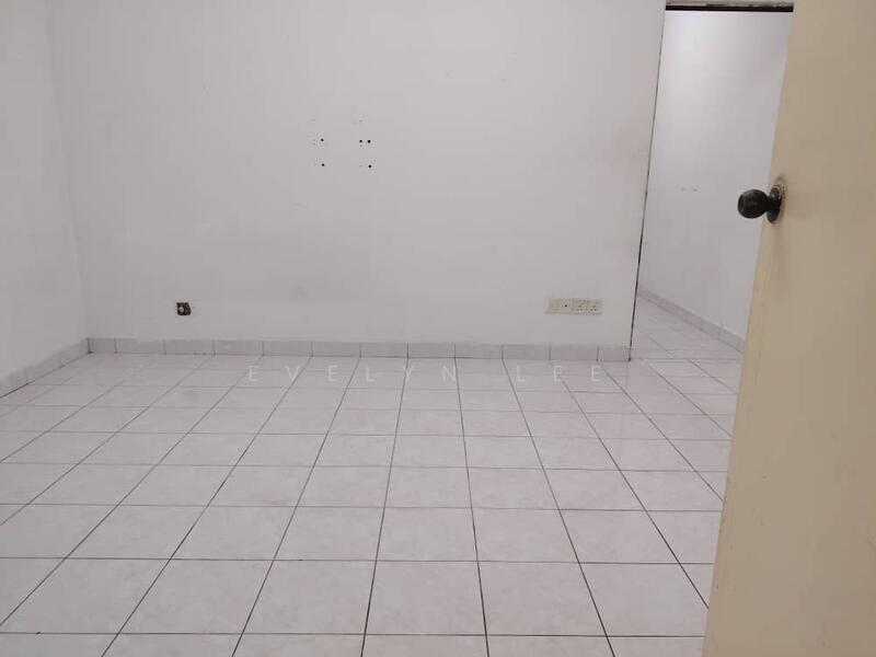 For Sale - Taman Selayang Utama