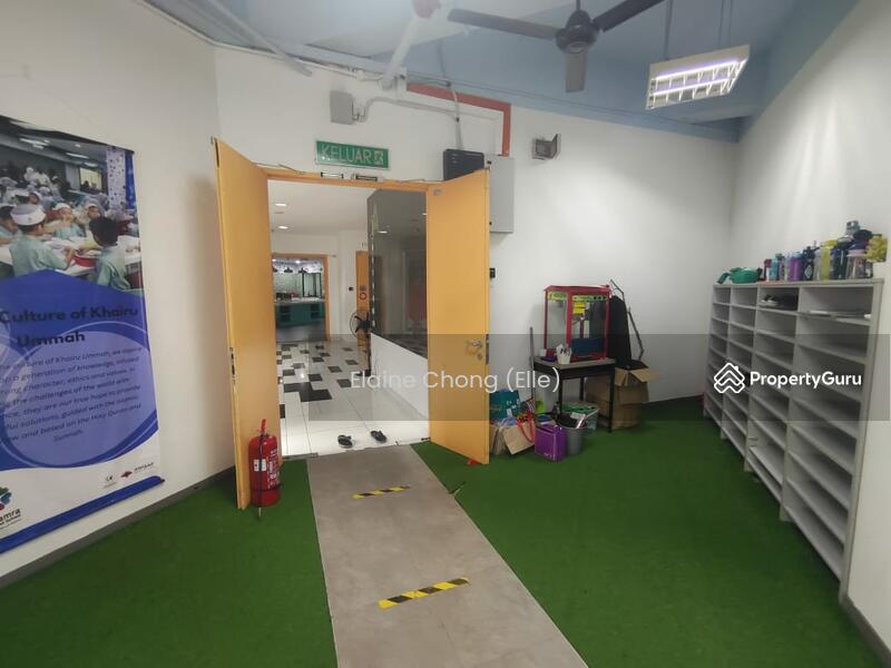 Untuk Disewa - [MRT] First floor (fitted school) (busy road frontage)
