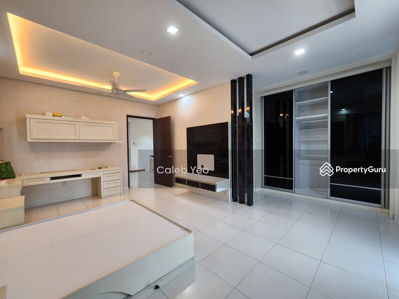 For Sale - Bandar Seri Alam Bandars Seris Alams