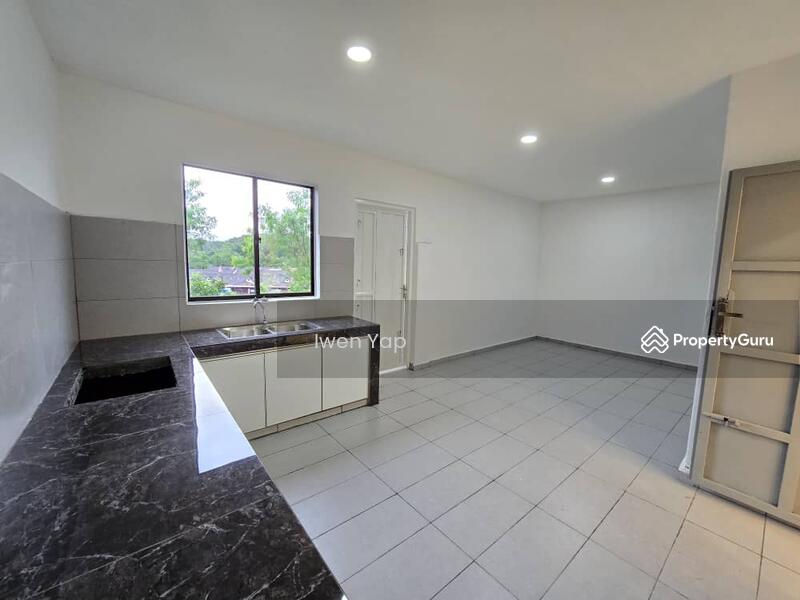 For Sale - Sri Putri Sri Putri Sris Putris