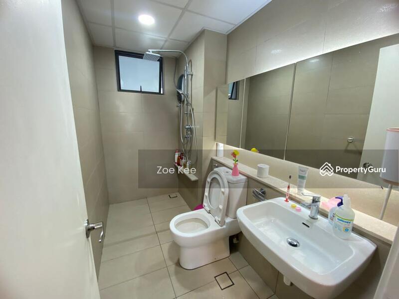 Rumah Berkembar untuk Dijual di Senibong (Permas Jaya) - Zoe Kee - PropertyGuru.com.my