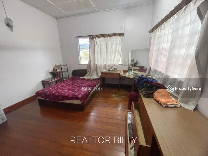 For Sale - Rare Semi-Detached in Tanjung Bungah - Land 4000sf & Original Unit!