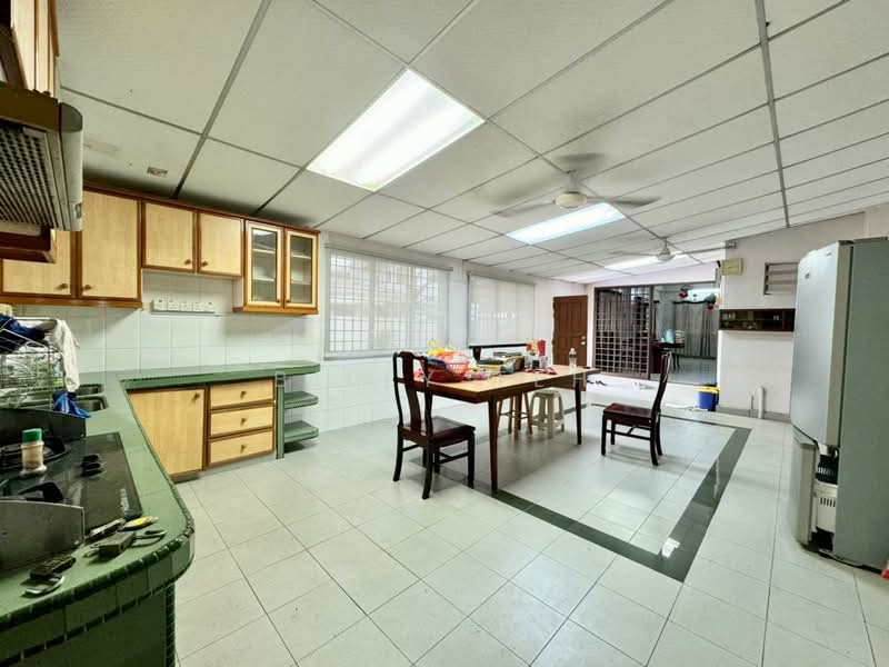 Semi-Detached House for Sale in Tanjung Bungah (Penang) - Billy Teh - Kitchen - PropertyGuru.com.my