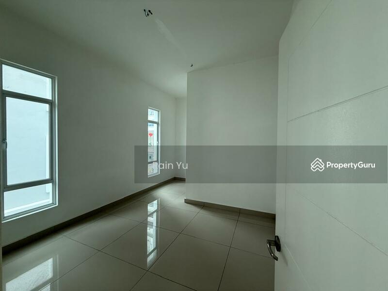 For Sale - Starhill Luxury Residence