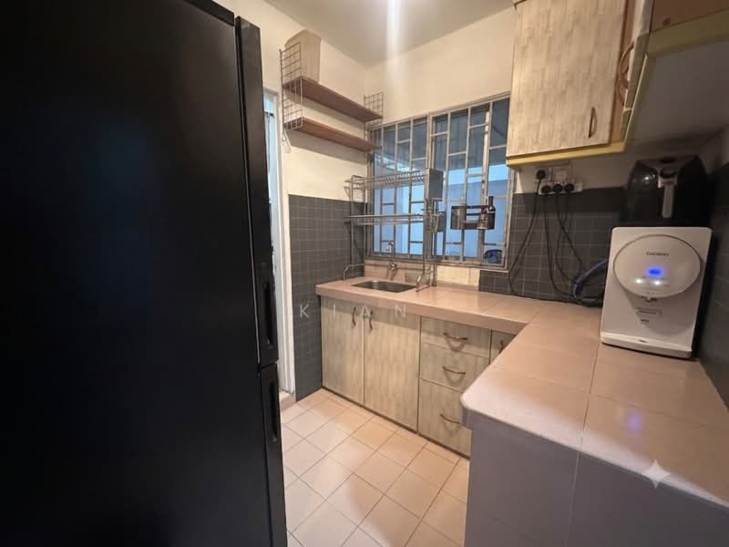 Kondominium untuk Dijual di Ketumbar Heights - Kian Leap - Kitchen - PropertyGuru.com.my