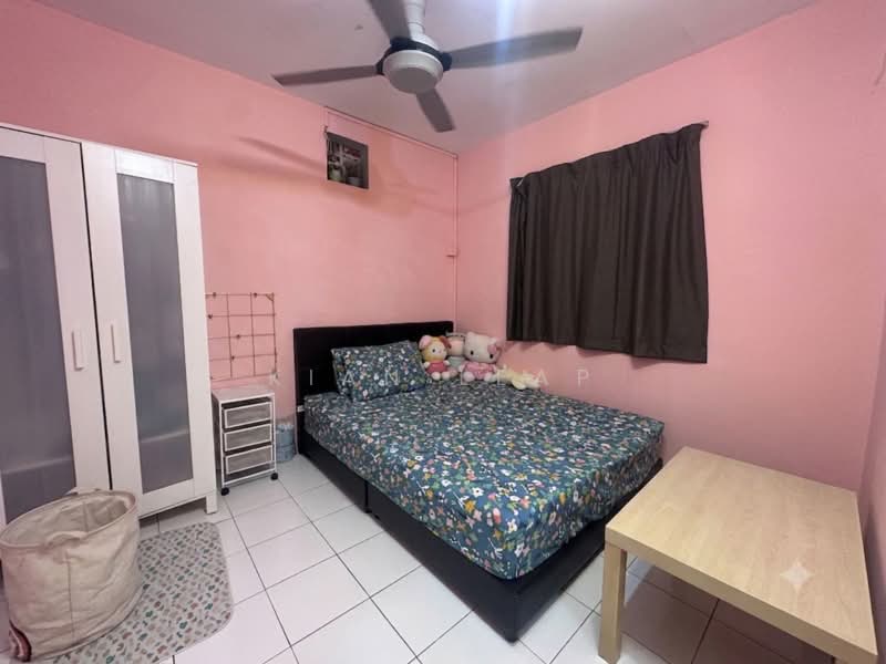 Kondominium untuk Dijual di Ketumbar Heights - Kian Leap - Bedroom - PropertyGuru.com.my