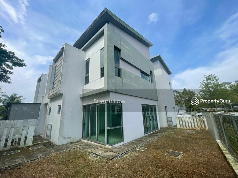 Rumah Berkembar untuk Dijual di Taman Molek (Johor Bahru) - Suenn Low - PropertyGuru.com.my