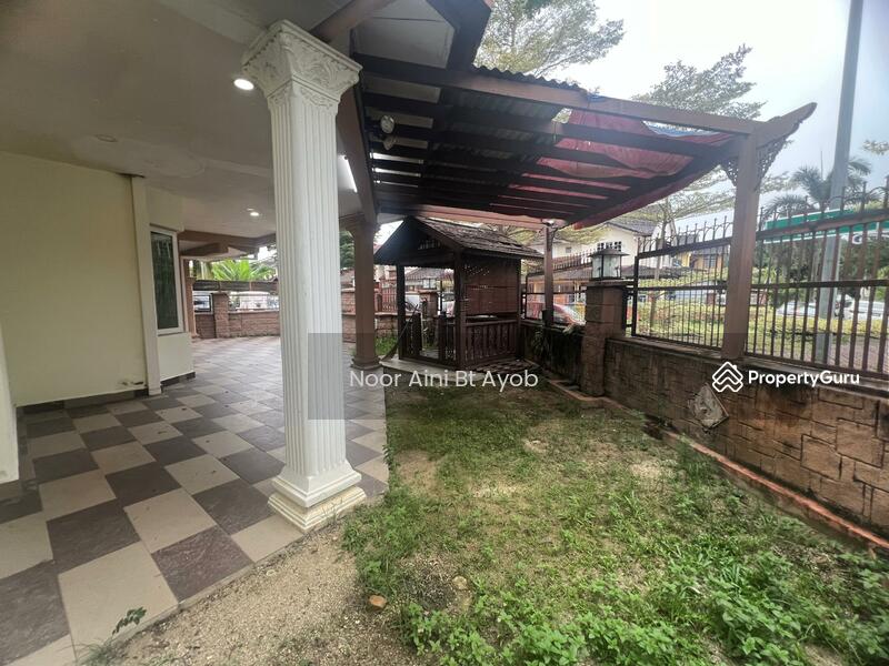 2-storey Terraced House for Sale in Bukit Jelutong (Shah Alam) - Noor Aini Bt Ayob - PropertyGuru.com.my