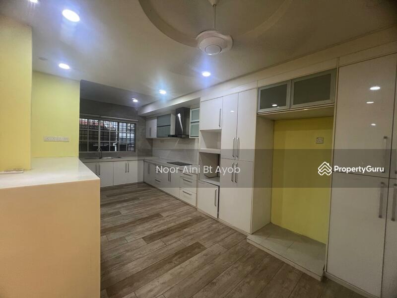 2-storey Terraced House for Sale in Bukit Jelutong (Shah Alam) - Noor Aini Bt Ayob - PropertyGuru.com.my