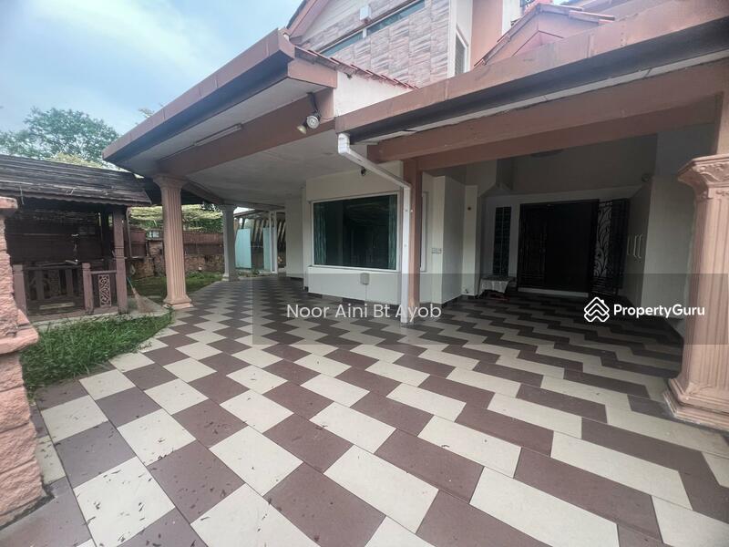 2-storey Terraced House for Sale in Bukit Jelutong (Shah Alam) - Noor Aini Bt Ayob - PropertyGuru.com.my