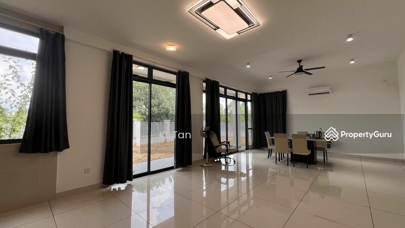 For Sale - The Woodlands Cluster Homes @ Horizon Hills