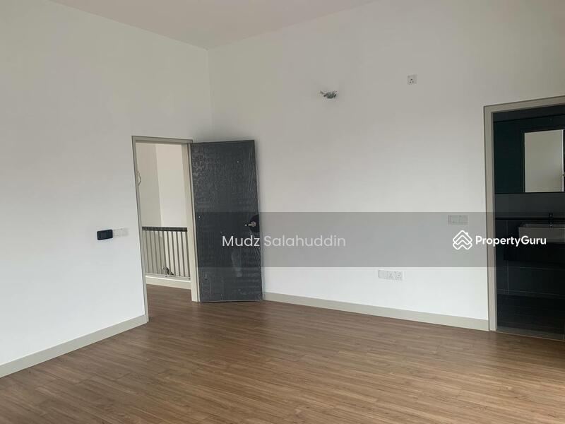 For Sale - Elmina Green Three