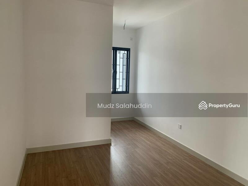 For Sale - Elmina Green Three