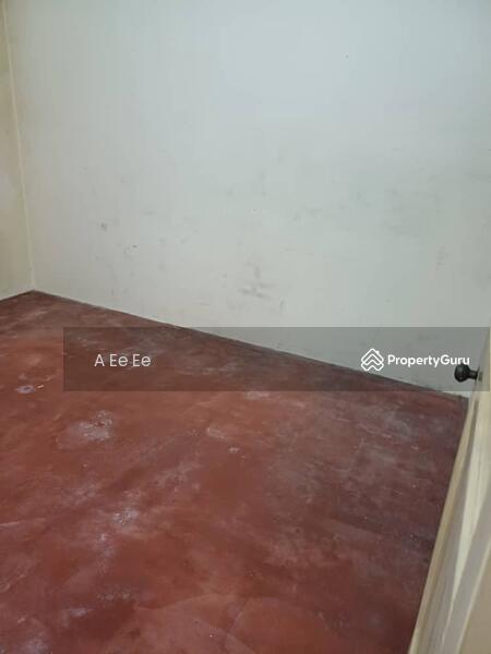 For Sale - TINGKAT JELUTONG