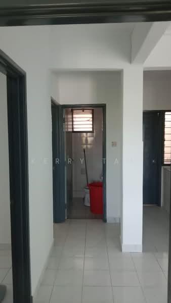 Apartment for Sale at SD Apartments - Kerry Tam - Corridor - PropertyGuru.com.my