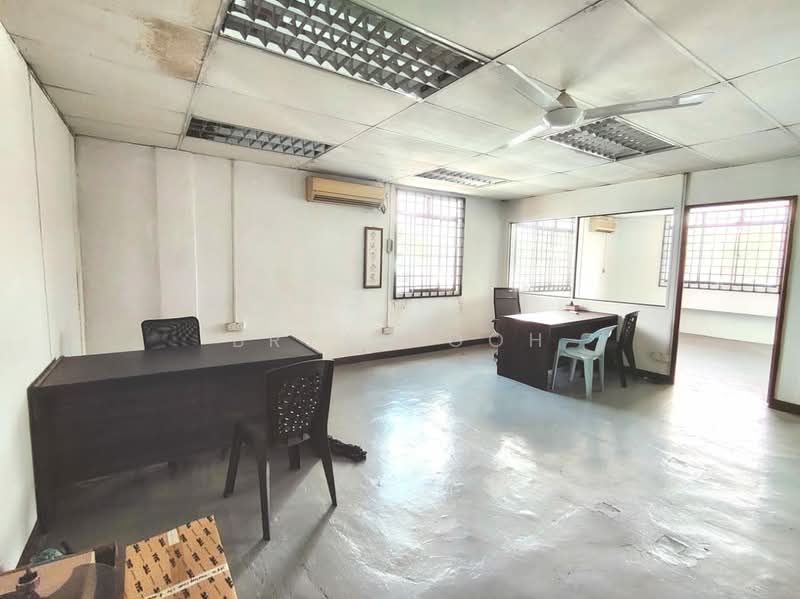 Kedai / Pejabat untuk Disewa di Bandar Baru Uda (Johor Bahru) - Bryan Goh - Interior - PropertyGuru.com.my