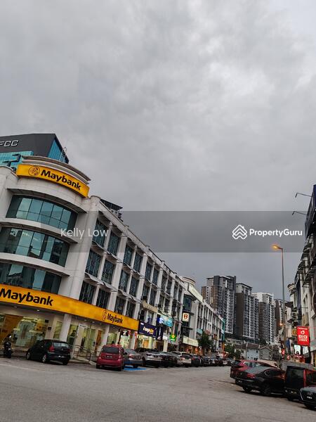 Shop / Office for Sale in Bandar Puteri Puchong (Puchong) - Kelly Low - PropertyGuru.com.my