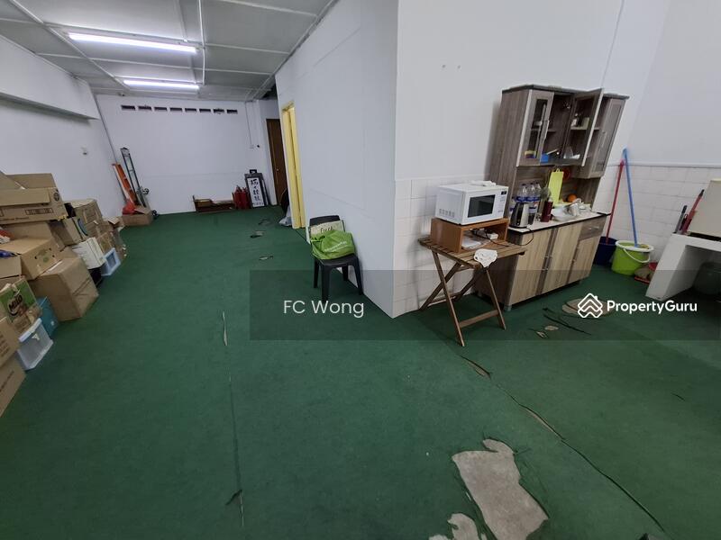 Untuk Disewa - 1st Floor Shop or Office 1800 Sq Ft In Sea Park, Petaling Jaya for Rent
