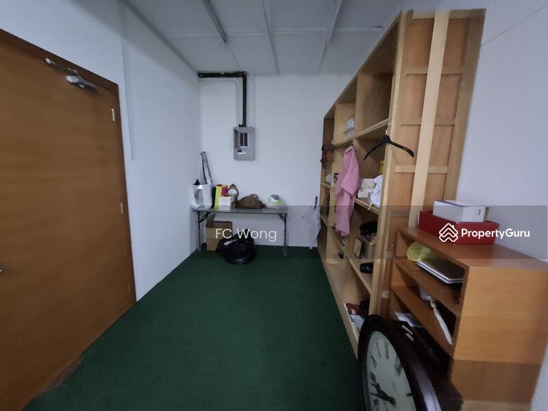 Untuk Disewa - 1st Floor Shop or Office 1800 Sq Ft In Sea Park, Petaling Jaya for Rent