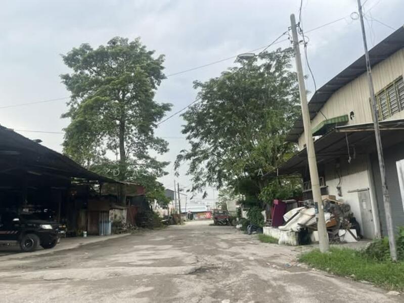 For Sale - BATU CAVES GOMBAK INDUSTRIAL FACTORY