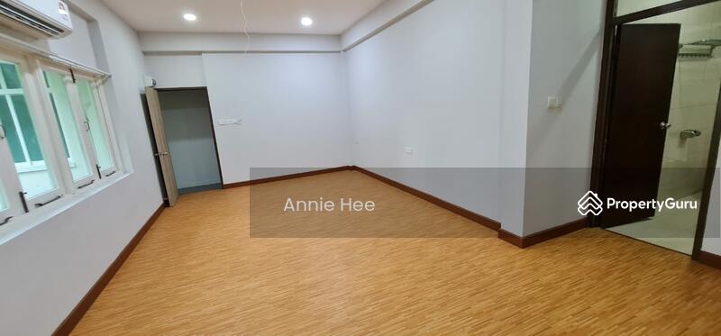 Untuk Disewa - Spacious Bungalow