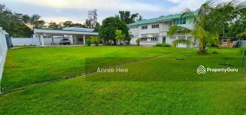 Untuk Disewa - Spacious Bungalow