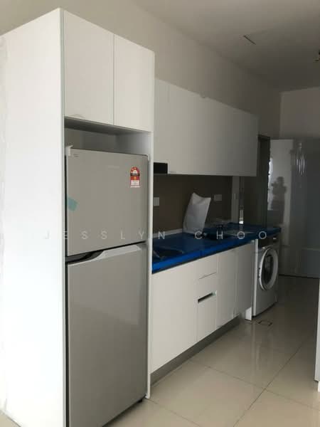 Service Residence for Sale at Residential Suites @ HighPark - Jesslyn Choo - Kitchen - PropertyGuru.com.my