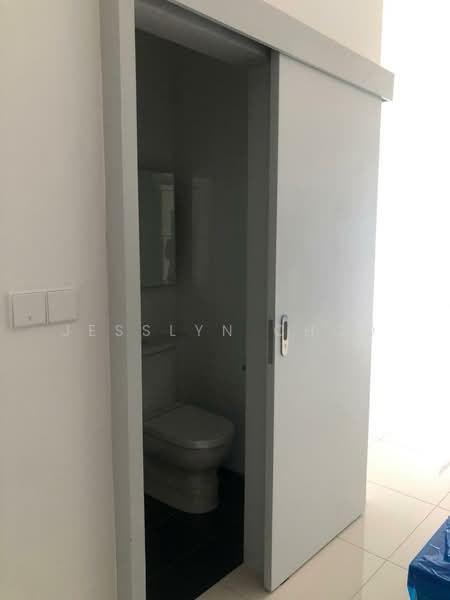 Service Residence for Sale at Residential Suites @ HighPark - Jesslyn Choo - Bathroom - PropertyGuru.com.my