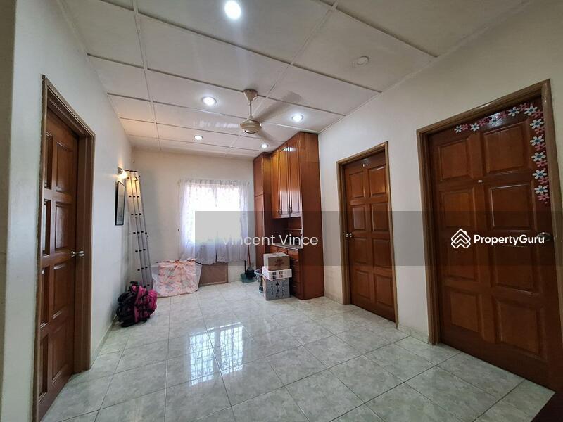 Semi-Detached House for Sale in Taman Taming Jaya (Balakong) - Vincent Vince - PropertyGuru.com.my
