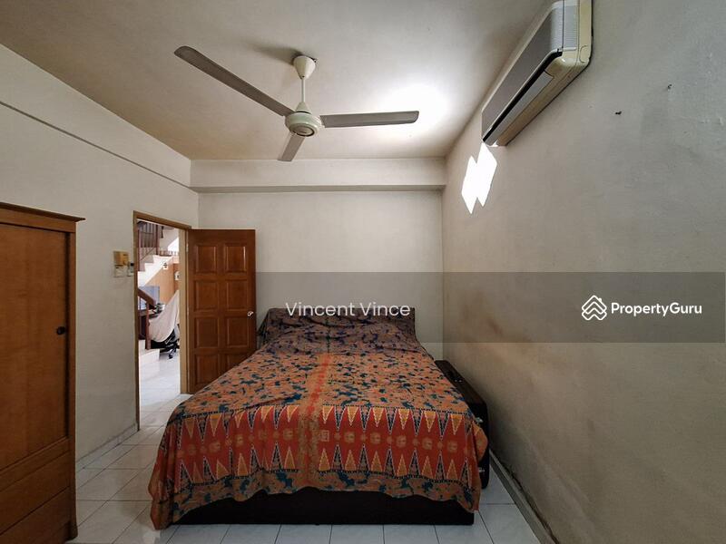 Semi-Detached House for Sale in Taman Taming Jaya (Balakong) - Vincent Vince - PropertyGuru.com.my