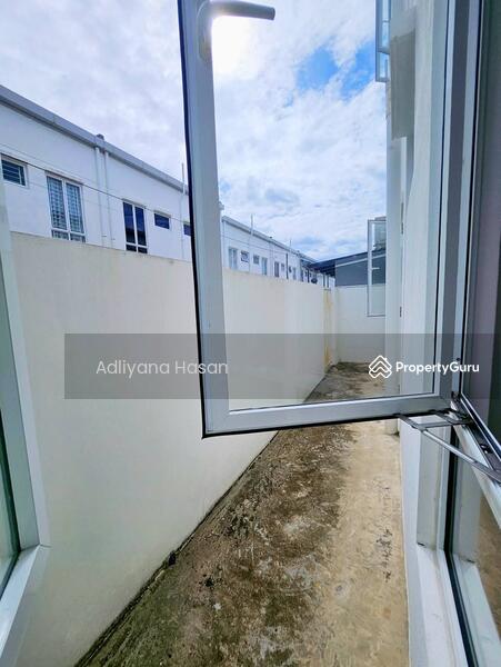 For Sale - Damaris Terraces @ Ara Sendayan