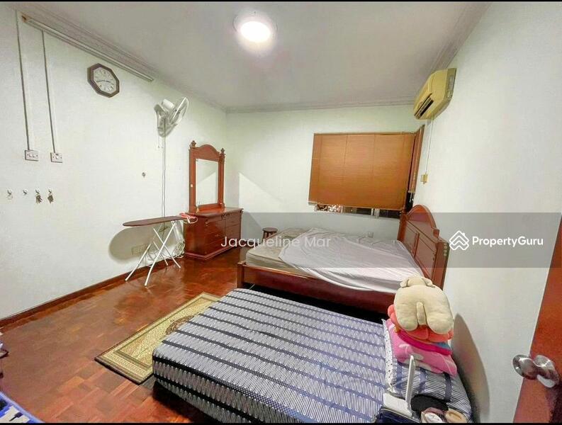 Untuk Dijual - University Tower