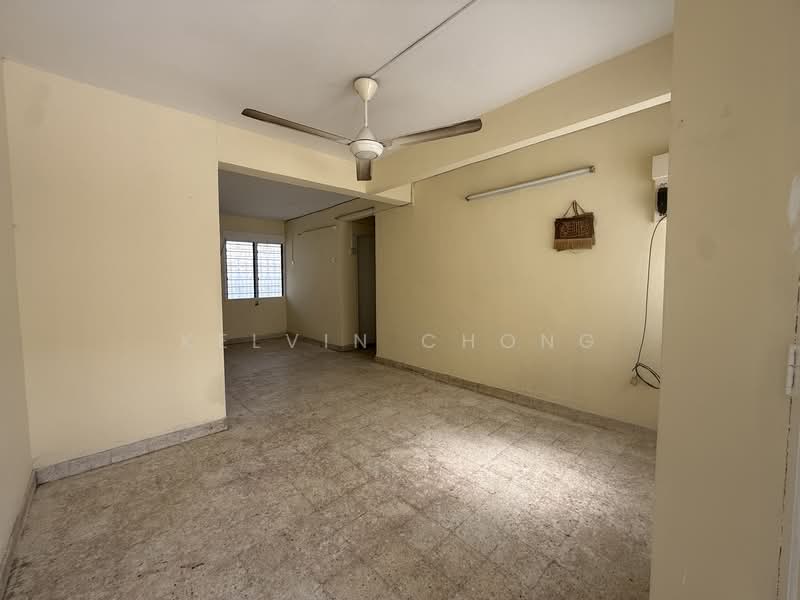 Rumah Teres 2 Tingkat untuk Dijual di Taman Cempaka (Ipoh) - Kelvin Chong - Living Room - PropertyGuru.com.my
