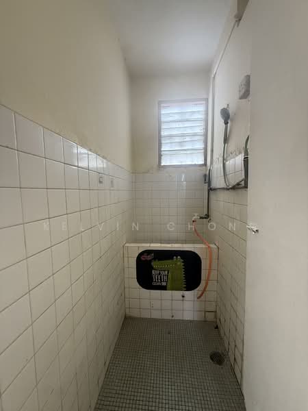Rumah Teres 2 Tingkat untuk Dijual di Taman Cempaka (Ipoh) - Kelvin Chong - Bathroom - PropertyGuru.com.my