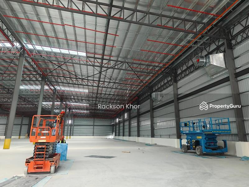 For Rent - Valdor Facing Main Road Detached Factory Near Batu Kawan For rent 600k sqft can be separate