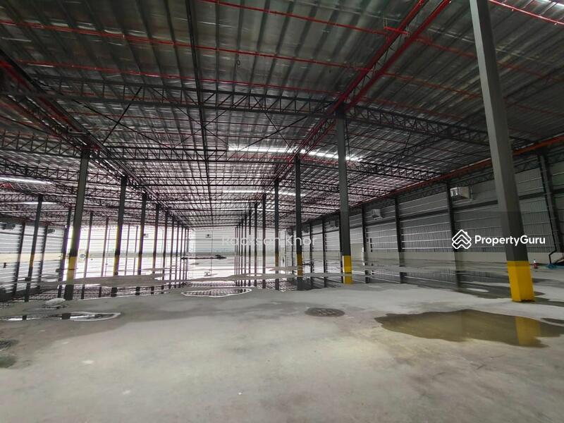 For Rent - Valdor Facing Main Road Detached Factory Near Batu Kawan For rent 600k sqft can be separate