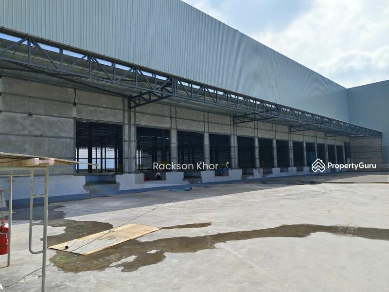For Rent - Valdor Facing Main Road Detached Factory Near Batu Kawan For rent 600k sqft can be separate