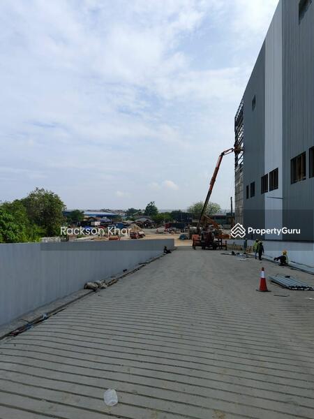 For Rent - Valdor Facing Main Road Detached Factory Near Batu Kawan For rent 600k sqft can be separate