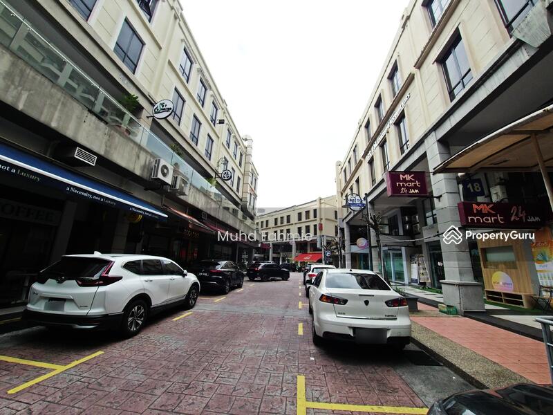 Plaza Damas, Sri Hartamas