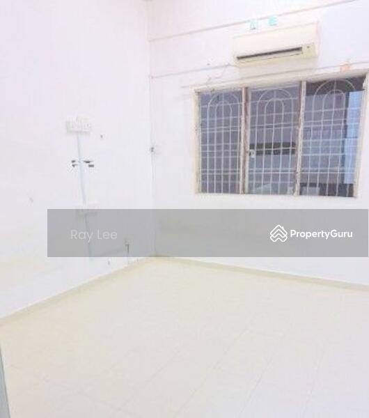 Untuk Disewa - Terrace house at Bandar Sunway