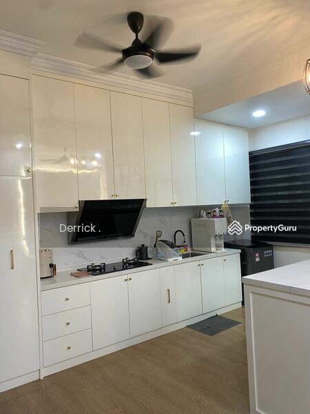Untuk Dijual - VILLA BEGONIA TOWN HOUSE FOR SALE AT SIMPANG AMPAT NICE UNIT