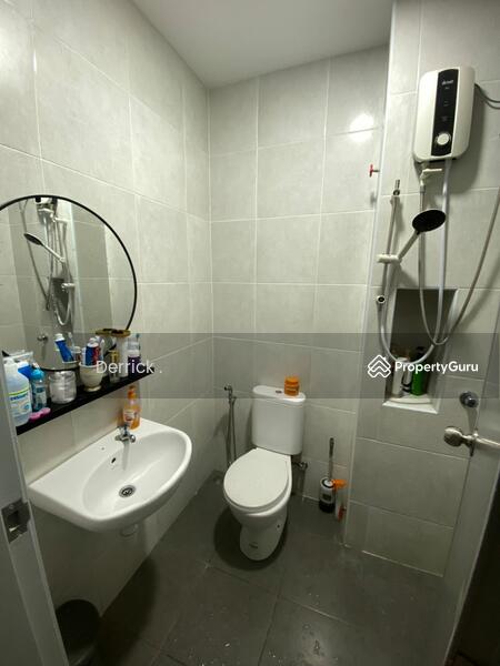 Untuk Dijual - VILLA BEGONIA TOWN HOUSE FOR SALE AT SIMPANG AMPAT NICE UNIT