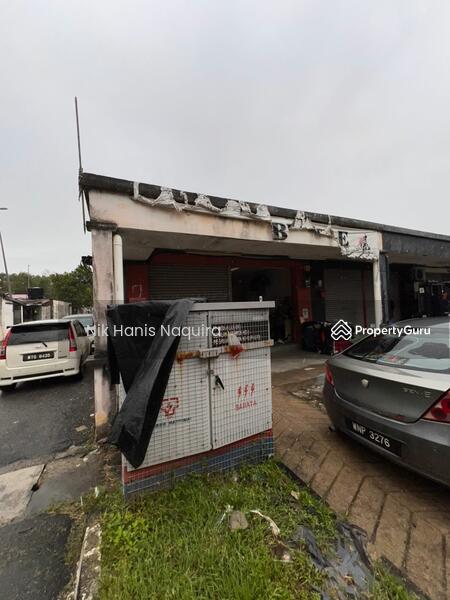Shop / Office for Sale in Bandar Saujana Putra (Tanjong Duabelas) - Nik Hanis Naquira - PropertyGuru.com.my