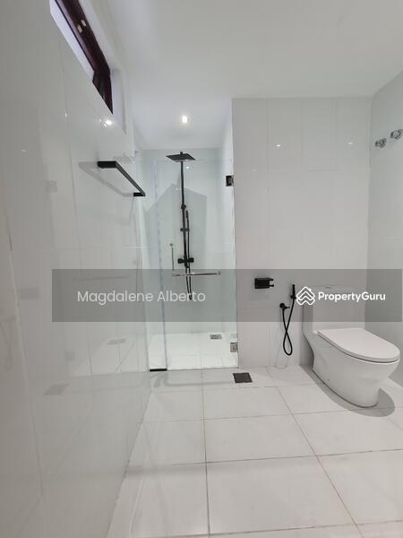 For Sale - Fernlea Court