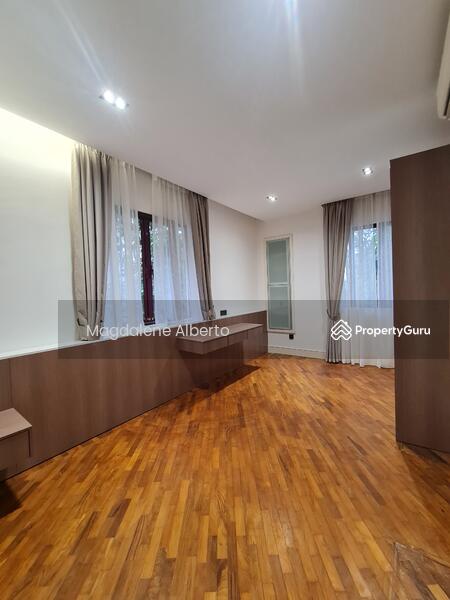 For Sale - Fernlea Court