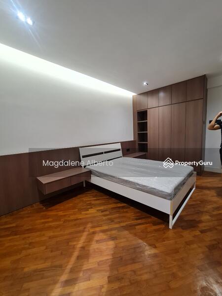 For Sale - Fernlea Court