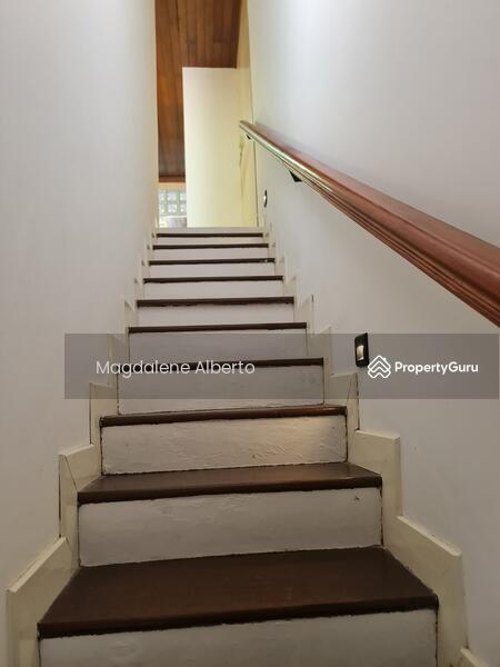 For Sale - Fernlea Court